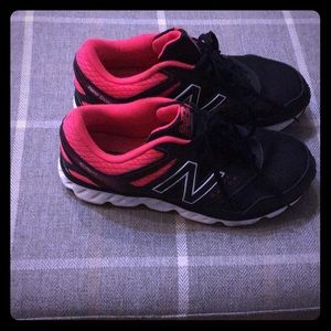 Size 10 pink and black New Balance